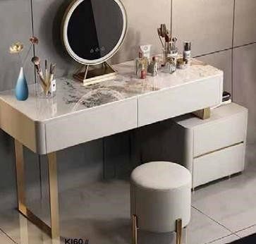 Dressing table set